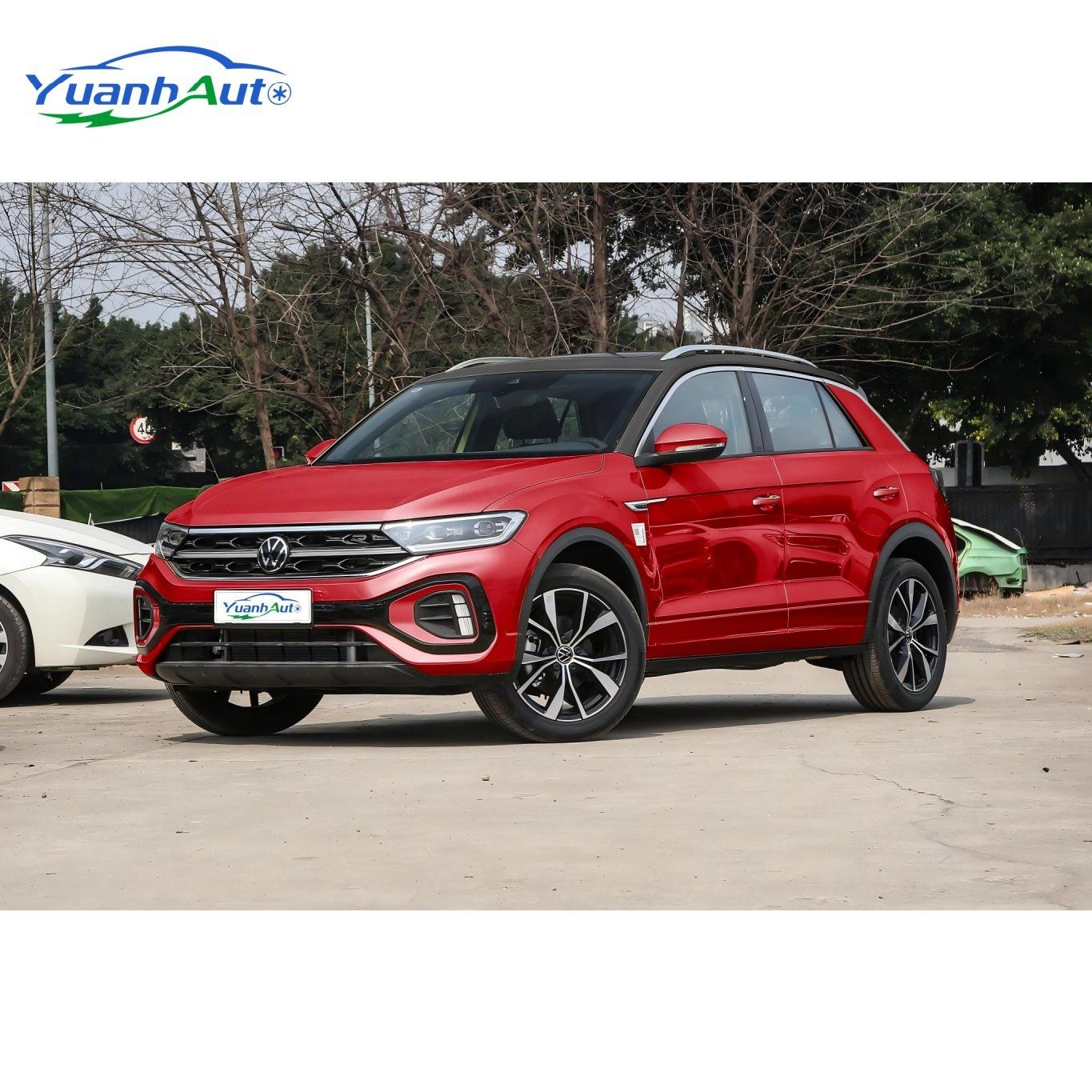 T-ROC vehicle photo 1