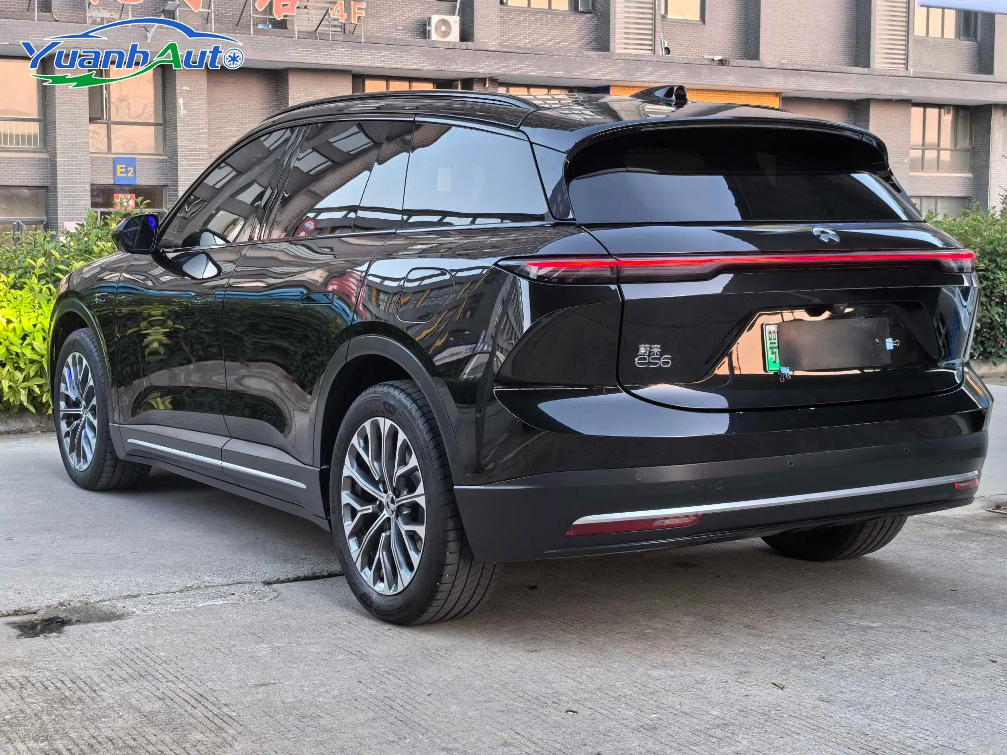 2023 NIO ES6 vehicle photo 7