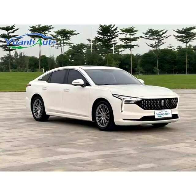2022 BESTUNE B70 vehicle photo 1
