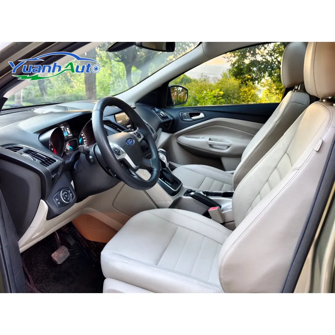 2015 Ford Escape vehicle photo 7