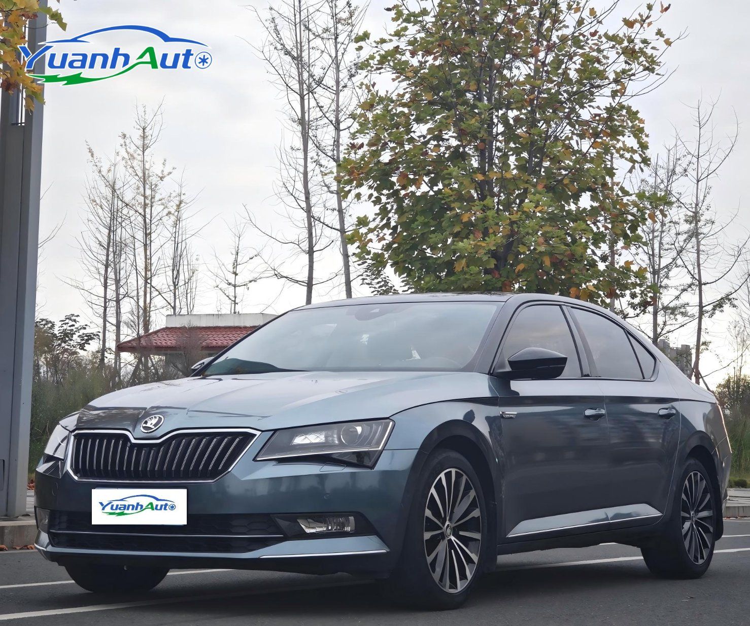 2016 Skoda Superb Sedan — source image 1