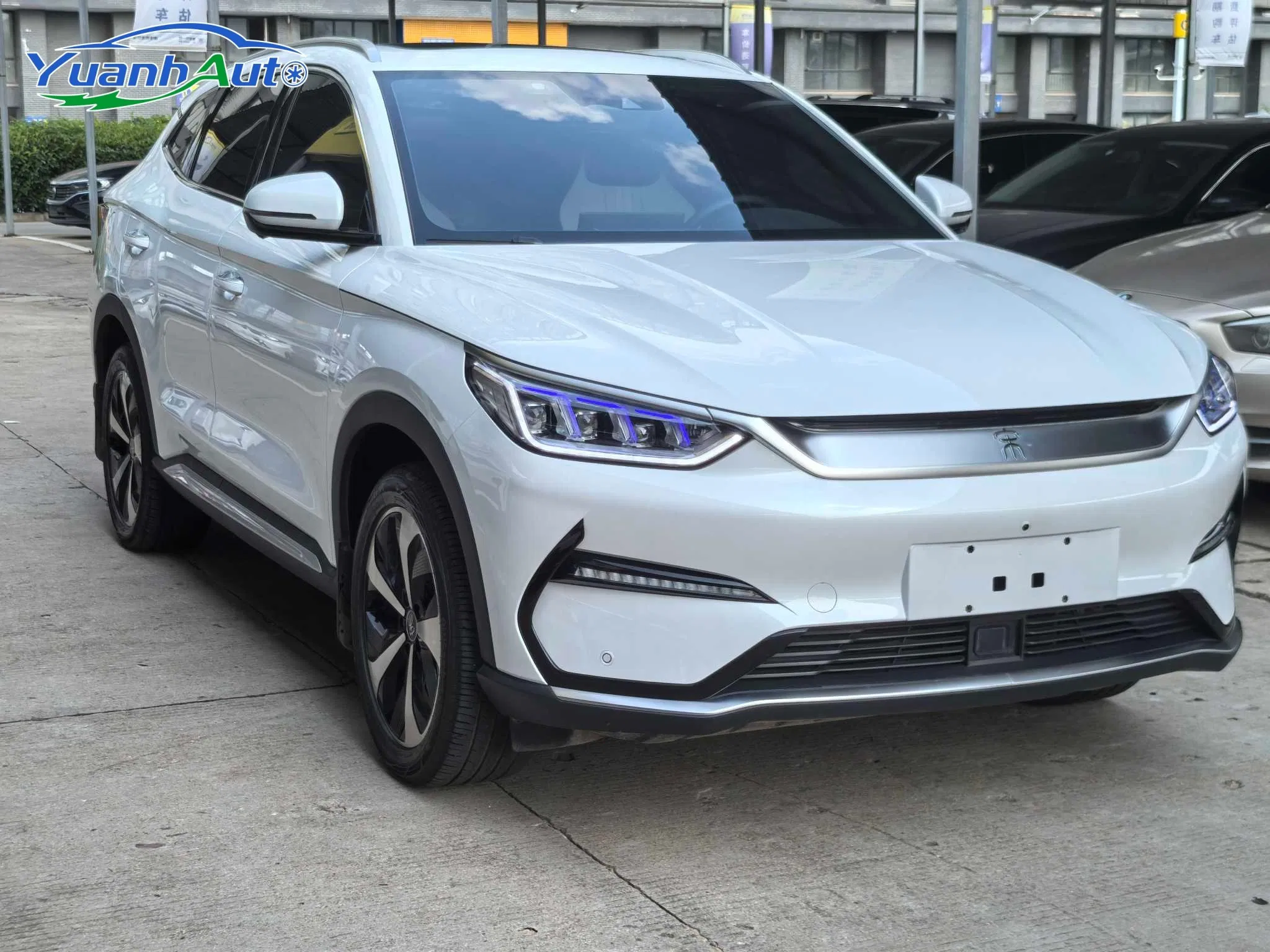 BYD Song Plus vehicle photo 5