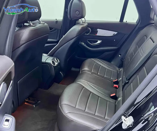 2021 Mercedes-Benz GLC260L 2.0T SUV — source image 18