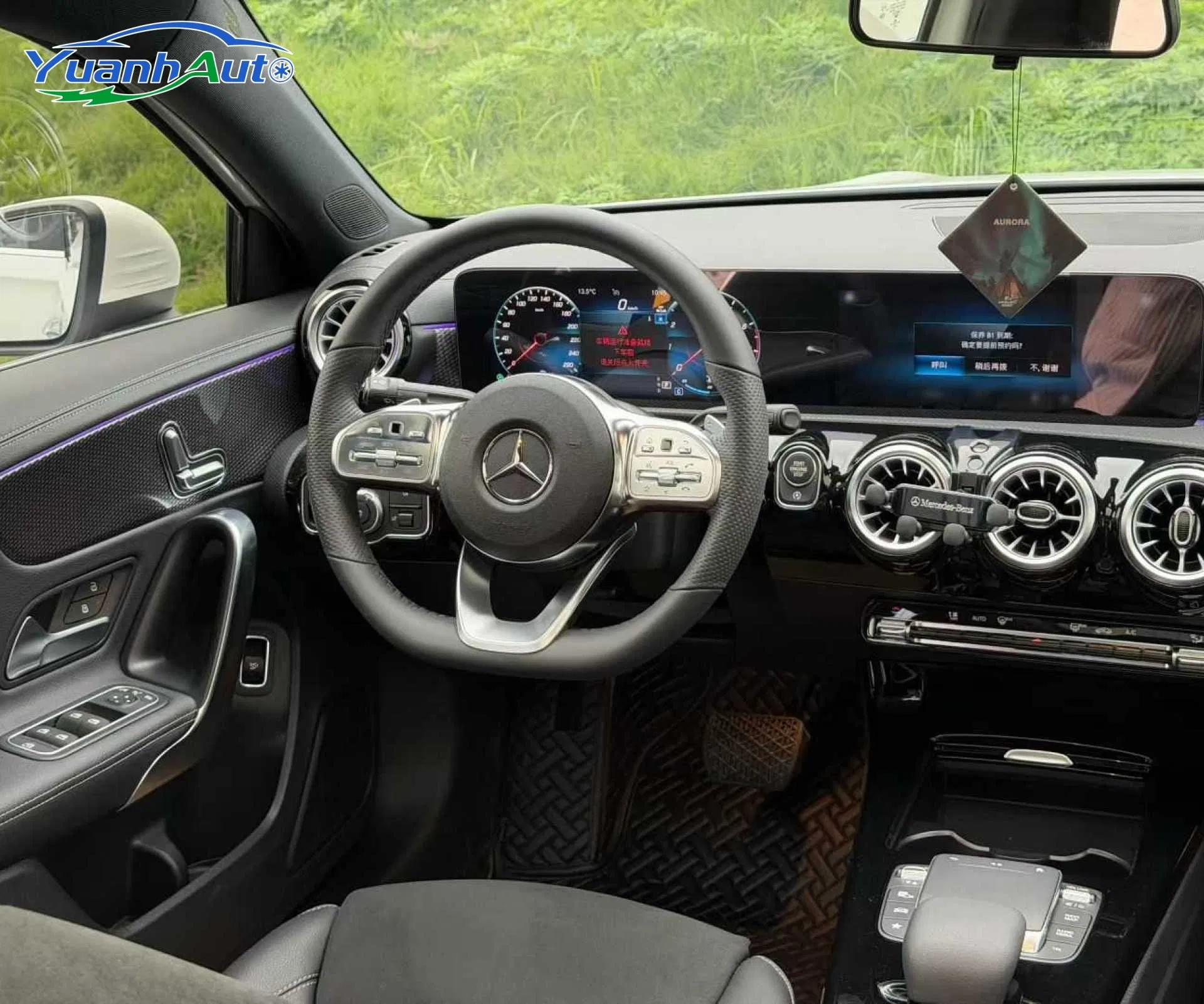 2022 Mercedes-Benz A 200 L Petrol Sedan — source image 4