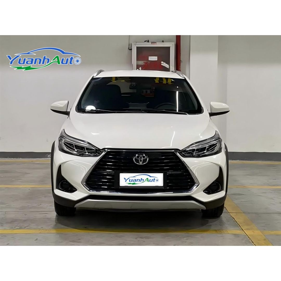 2022 Toyota YARiS L vehicle photo 1