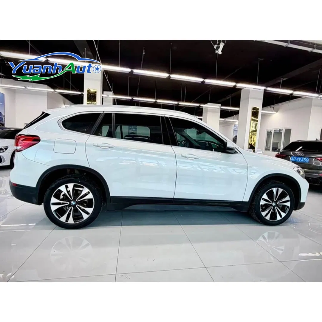 2022 BMW X1 vehicle photo 7
