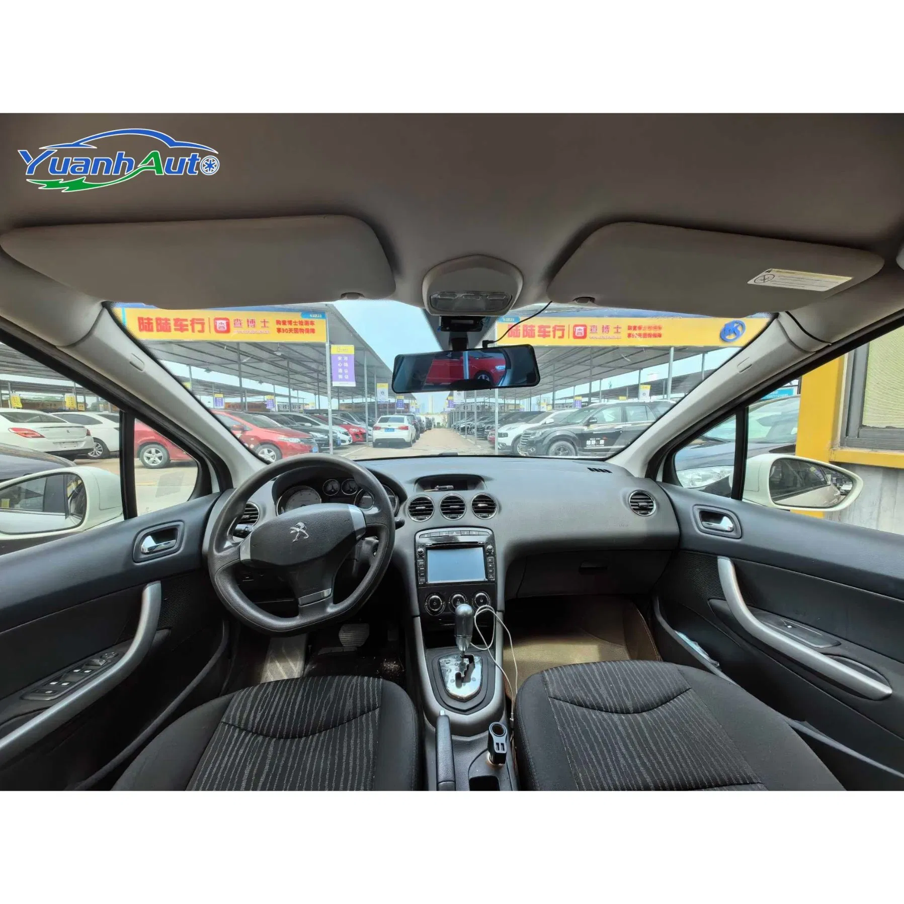 2013 Peugeot 408 vehicle photo 7