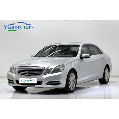 2011 E-Class vehicle photo 3