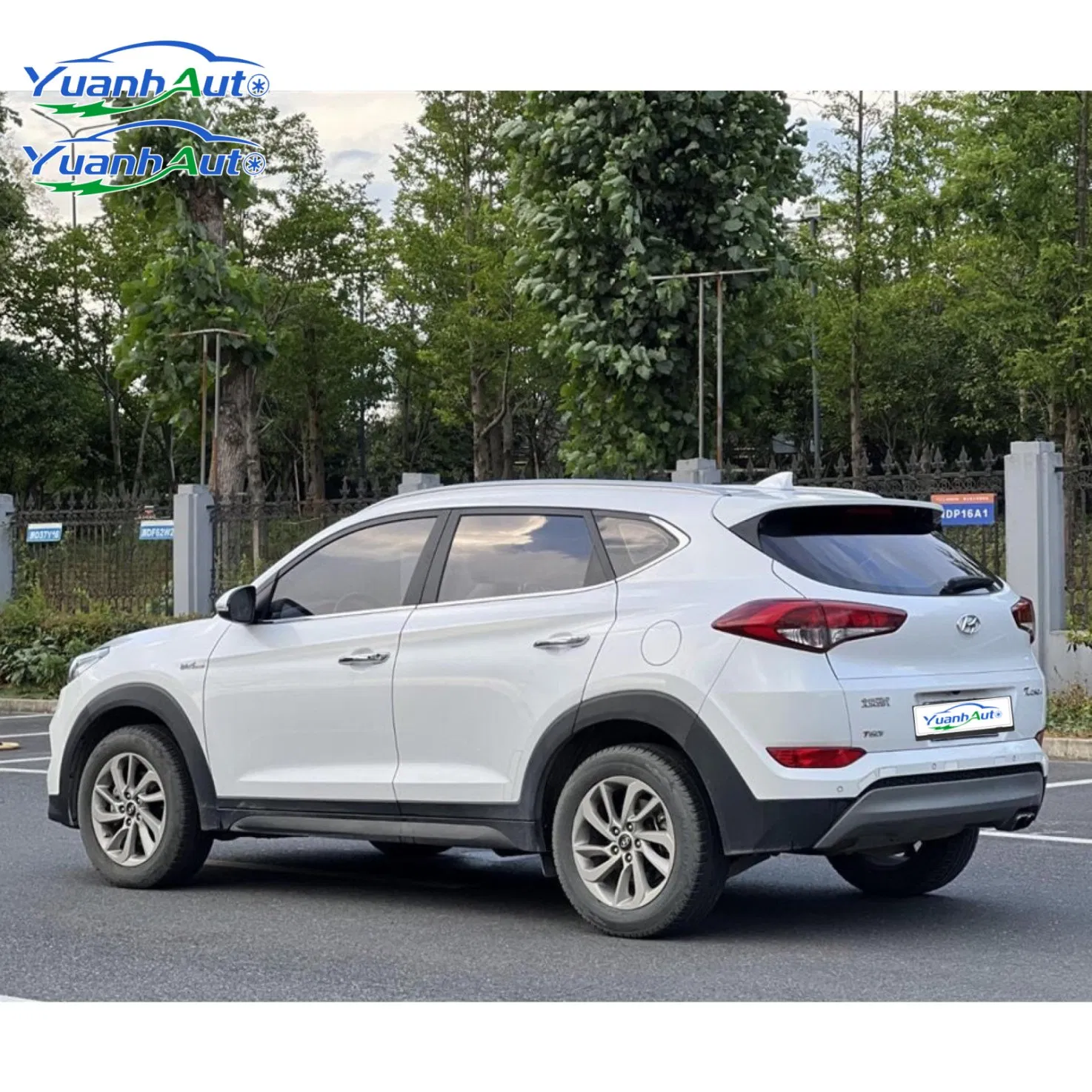 2015 Hyundai Tucson vehicle photo 7