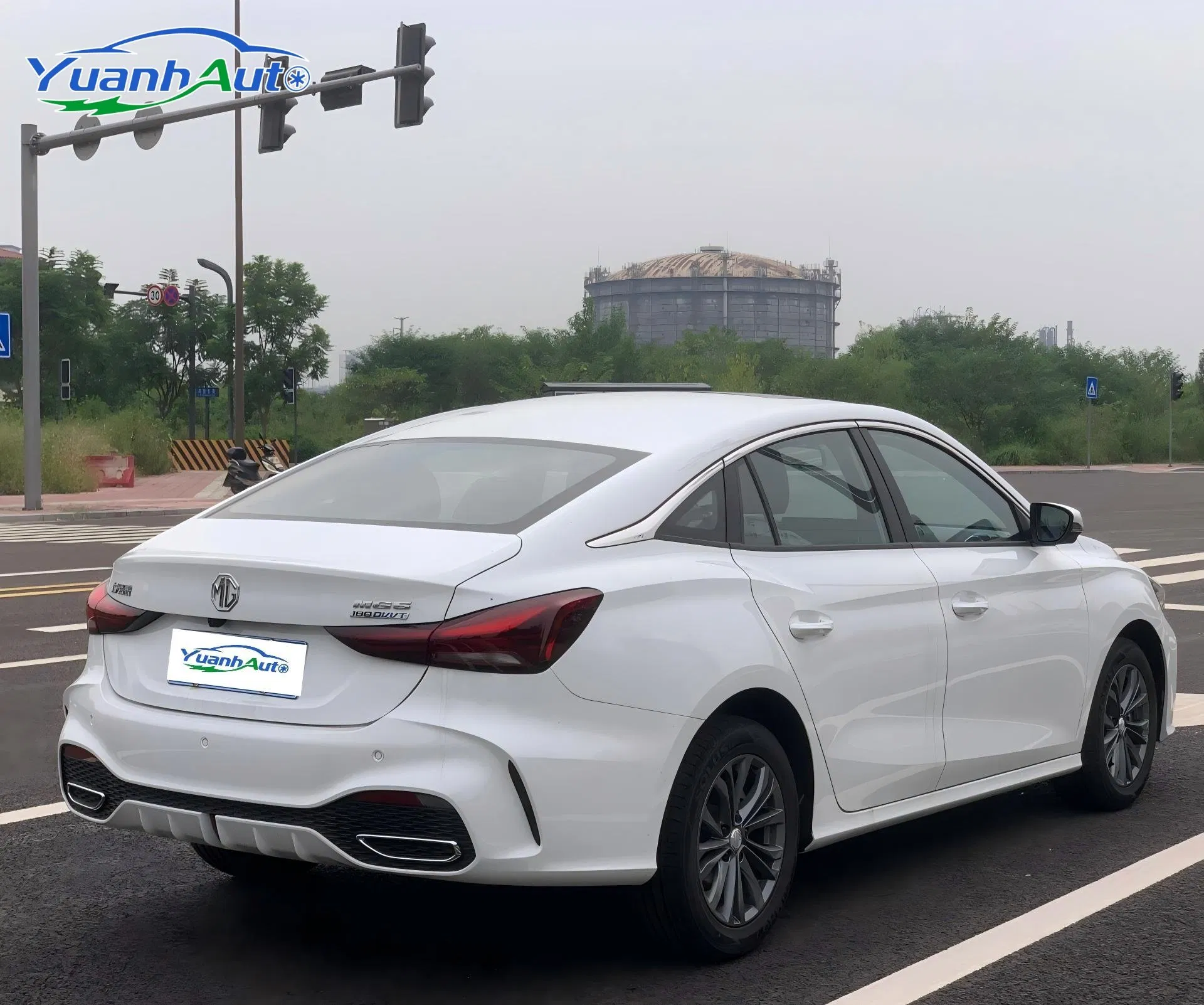 2025 MG MG5 Sedan — source image 6