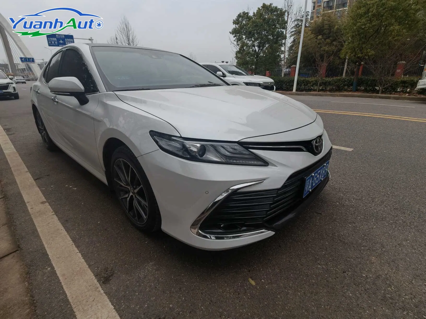 2021 Toyota Camry Petrol Sedan — source image 10