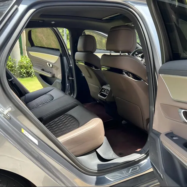 2024 BYD Han EV Sedan — source image 11