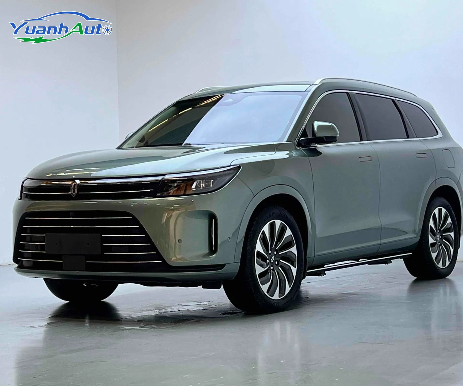 2022 AITO M7 Hybrid SUV — source image 2