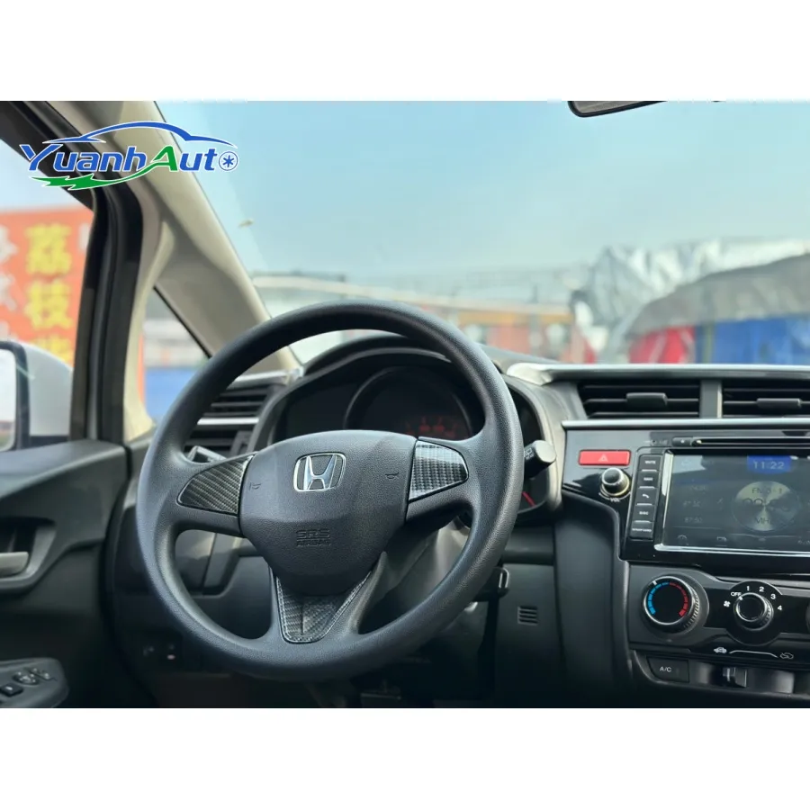 2015 Honda Fit 1.5L — source image 17