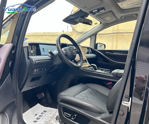 2024 GAC Trumpchi M8 Petrol MPV — source image 14