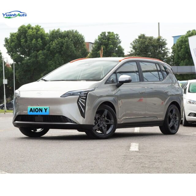 2022 Used Cars Used Electric Cars Adults Vehicle Aion Y Plus 70 Electric Vehicle SUV vehicle photo 1