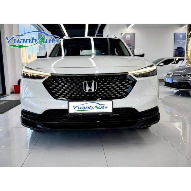 2023 Honda Vezel vehicle photo 1