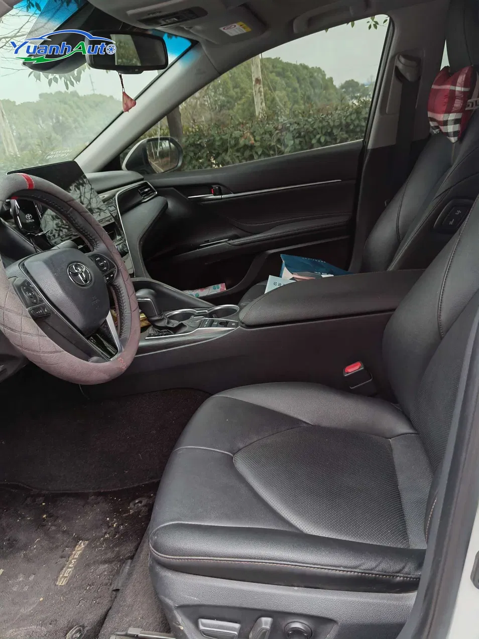 2021 Toyota Camry Petrol Sedan — source image 15