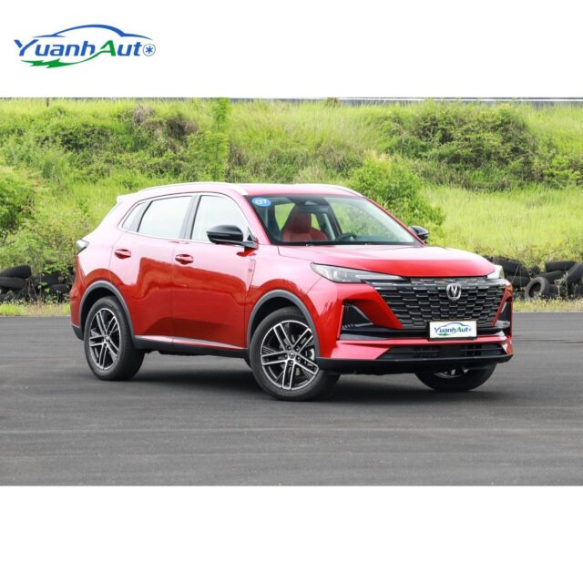 Changan CS55 PLUS vehicle photo 1