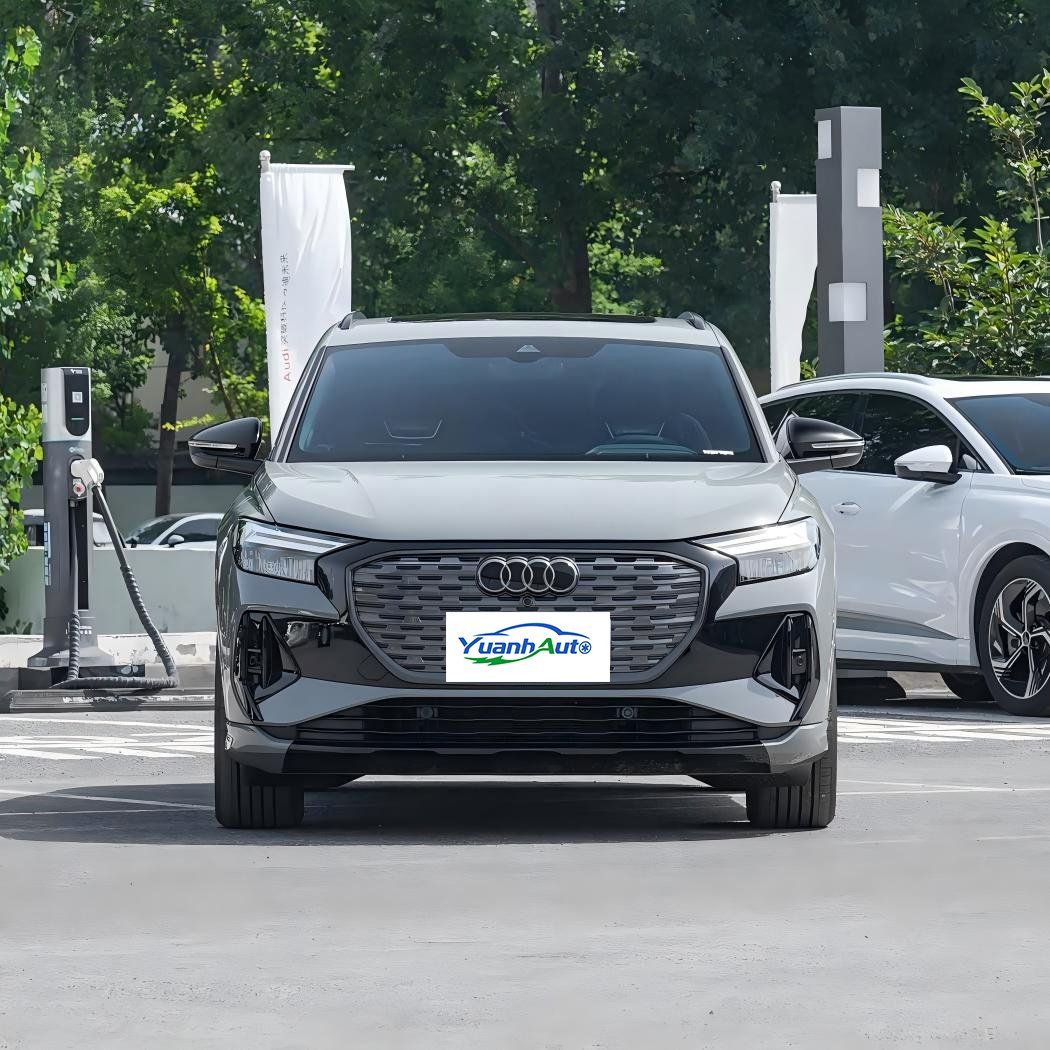 2022 Audi Q4 vehicle photo 1