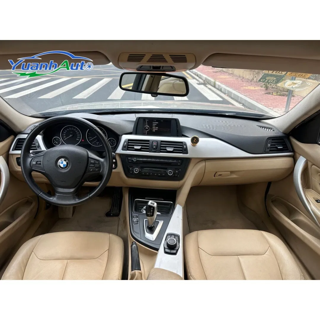 2013 BMW 3 Series Petrol Sedan — source image 16