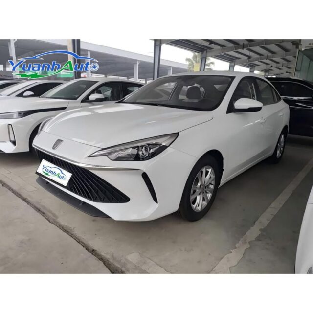 2023 Roewe i5 vehicle photo 1
