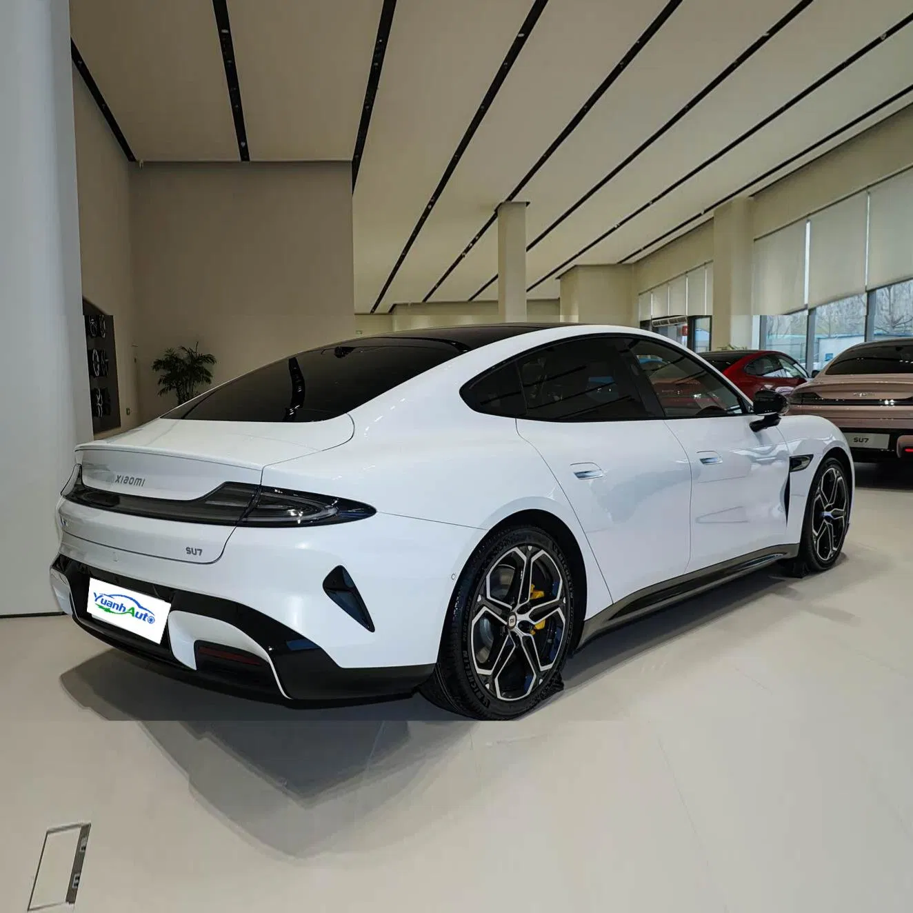 Xiaomi SU7 Electric Sedan — source image 13