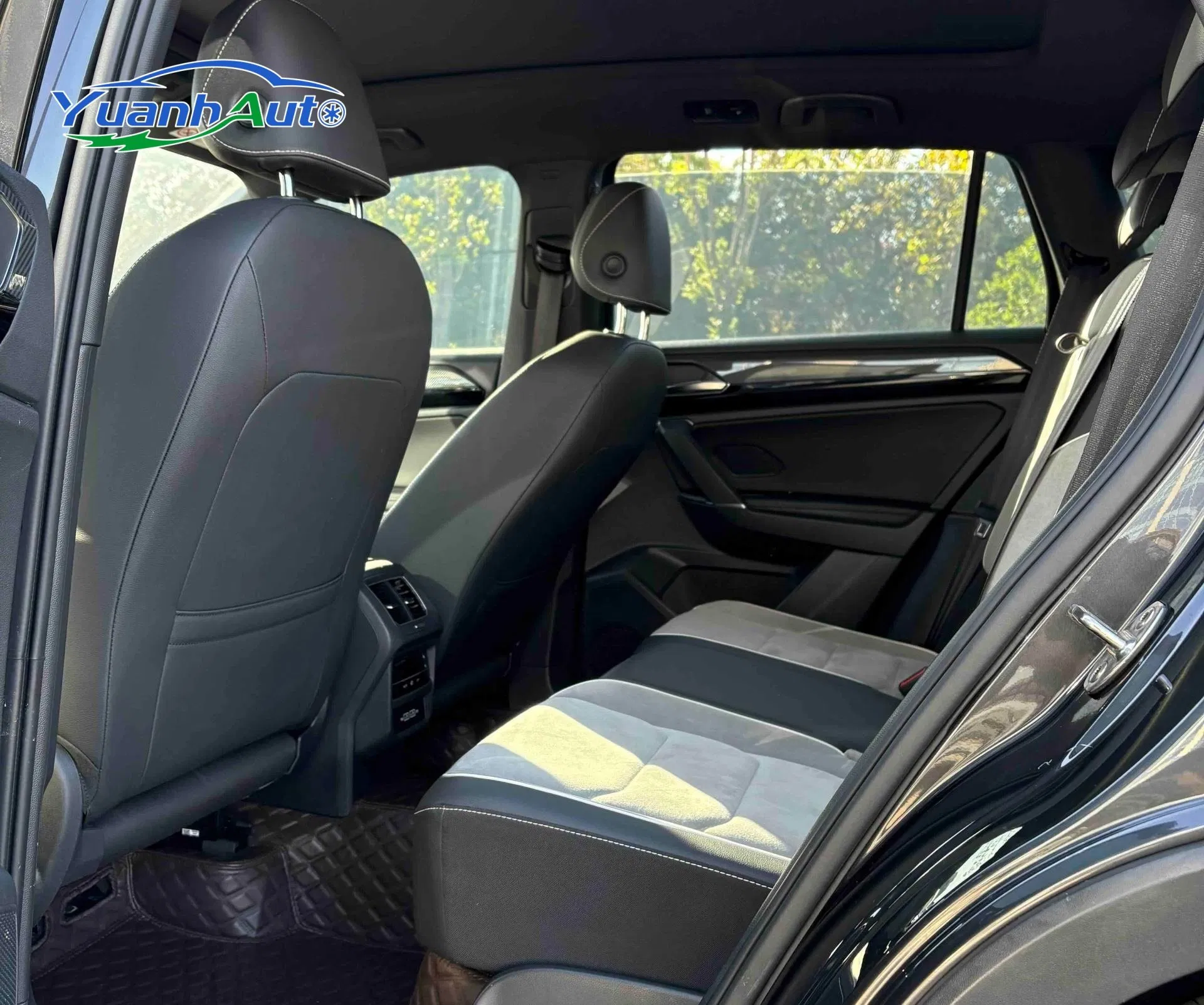 2021 Volkswagen Tiguan Petrol SUV — source image 4