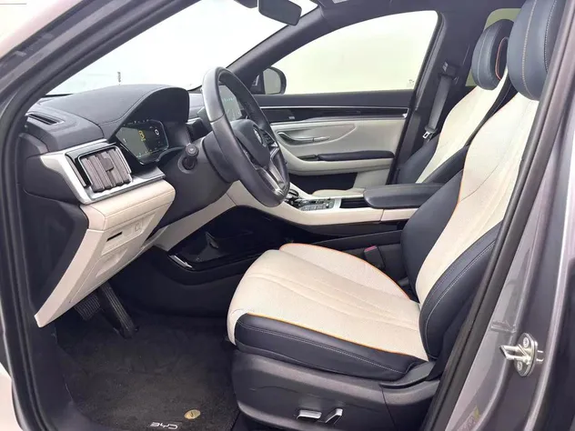 2025 BYD Song Hybrid — source image 11