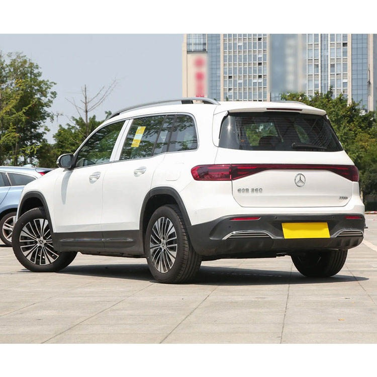 2025 Benz EQB 260 vehicle photo 4