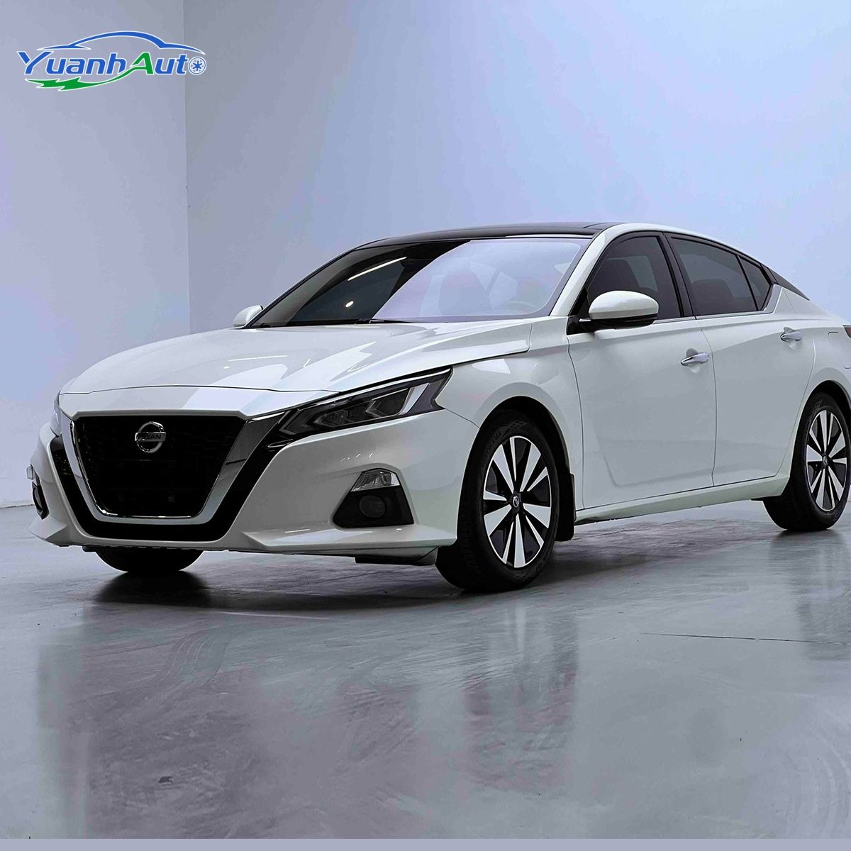 2021 Nissan Teana Petrol Sedan — source image 1