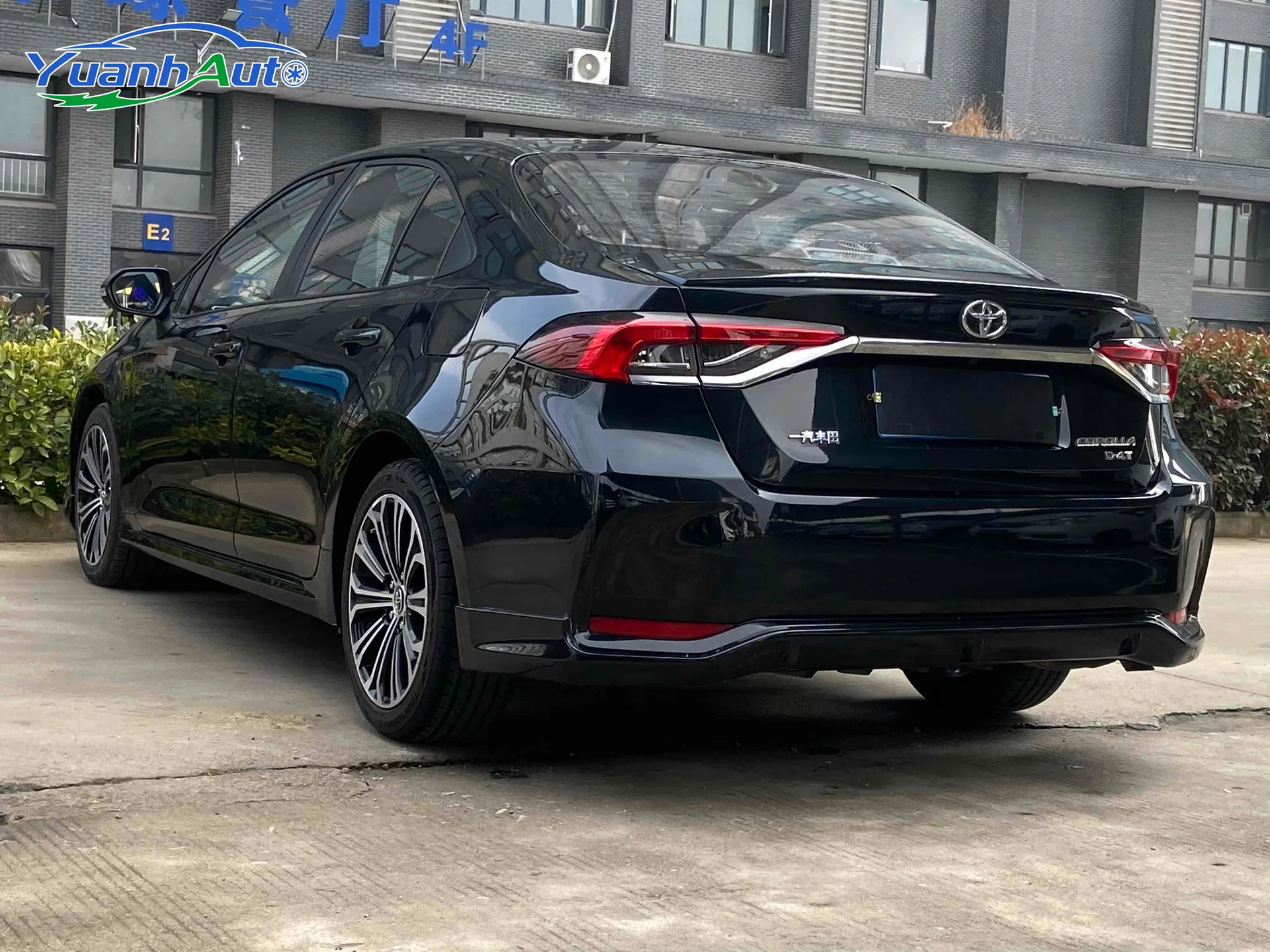 2019 Toyota Corolla Petrol Sedan — source image 14