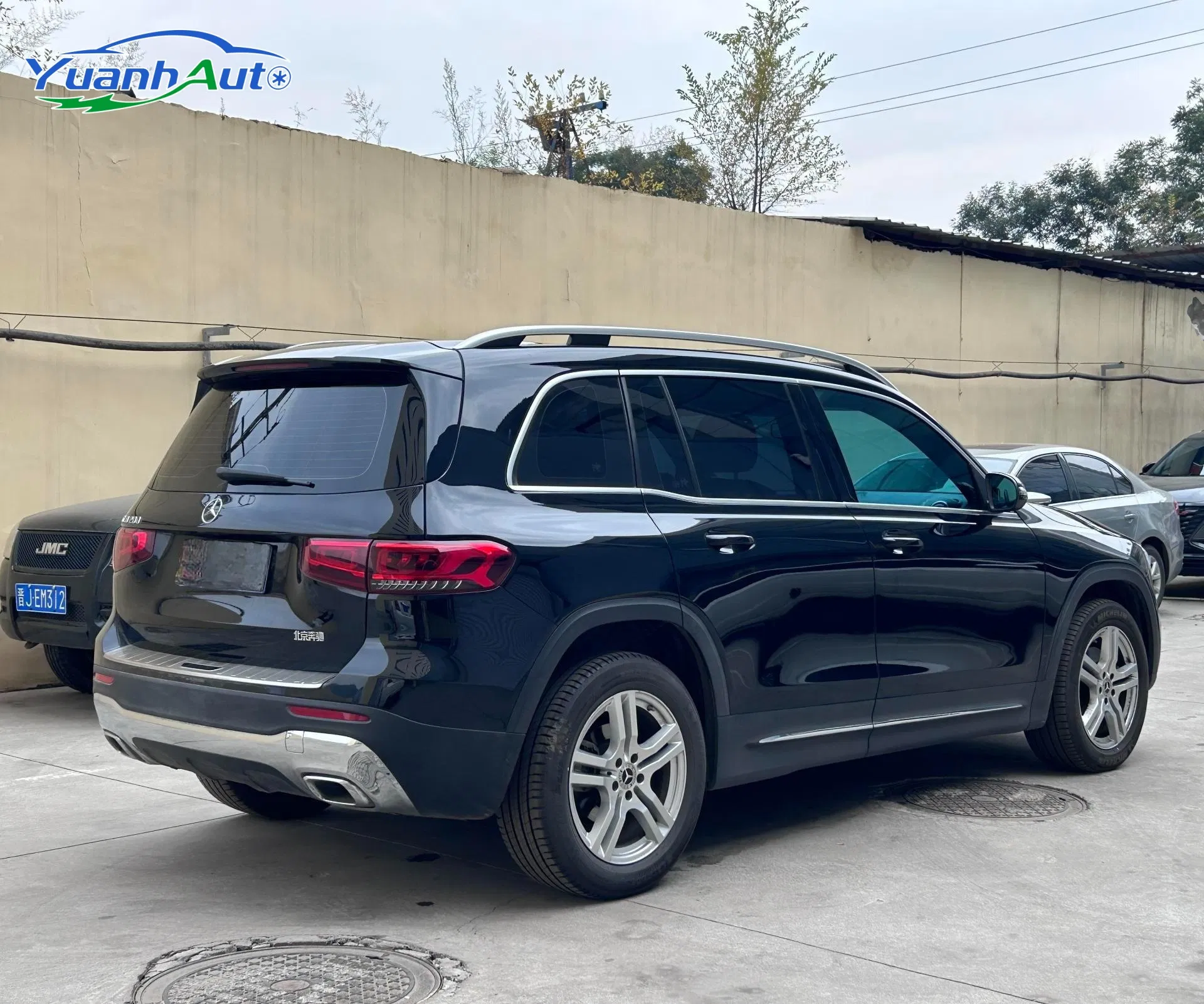 2023 Mercedes-Benz GLB Petrol SUV — source image 11