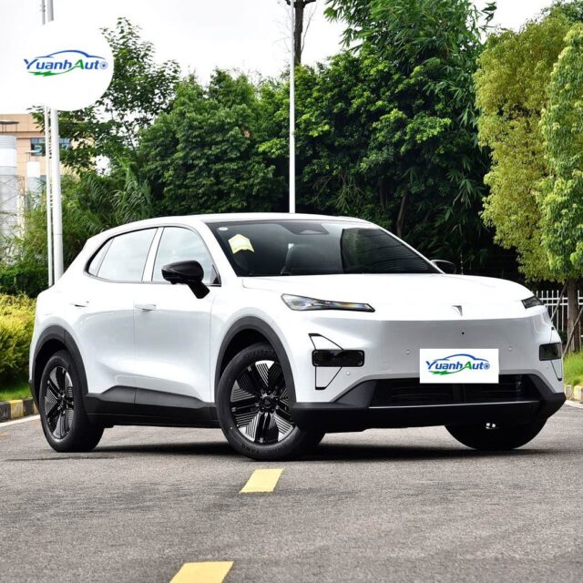 Changan S05 vehicle photo 1
