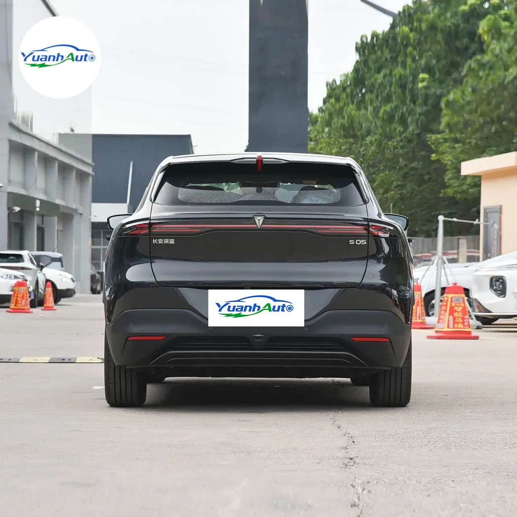 Changan S05 vehicle photo 6
