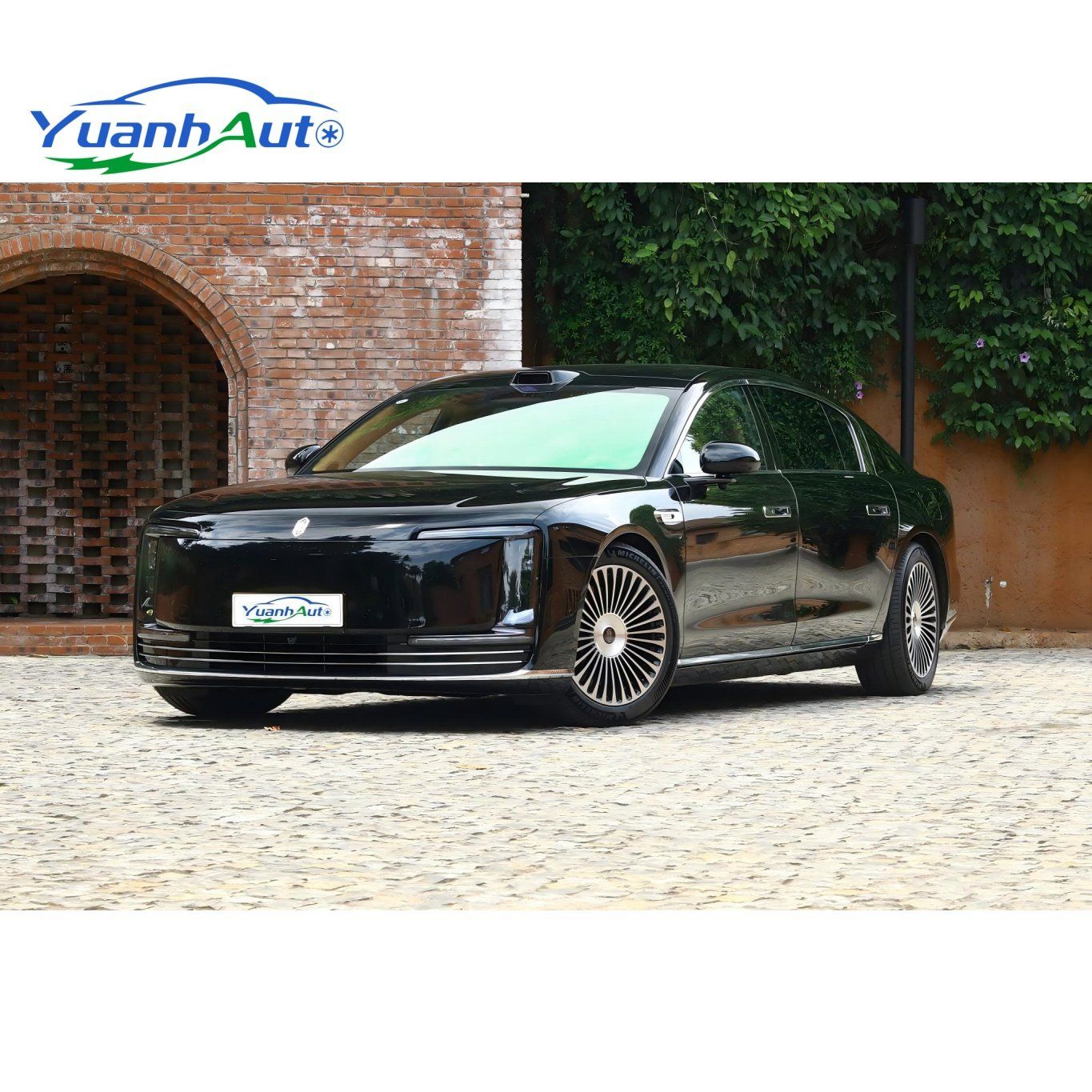 S800 vehicle photo 1