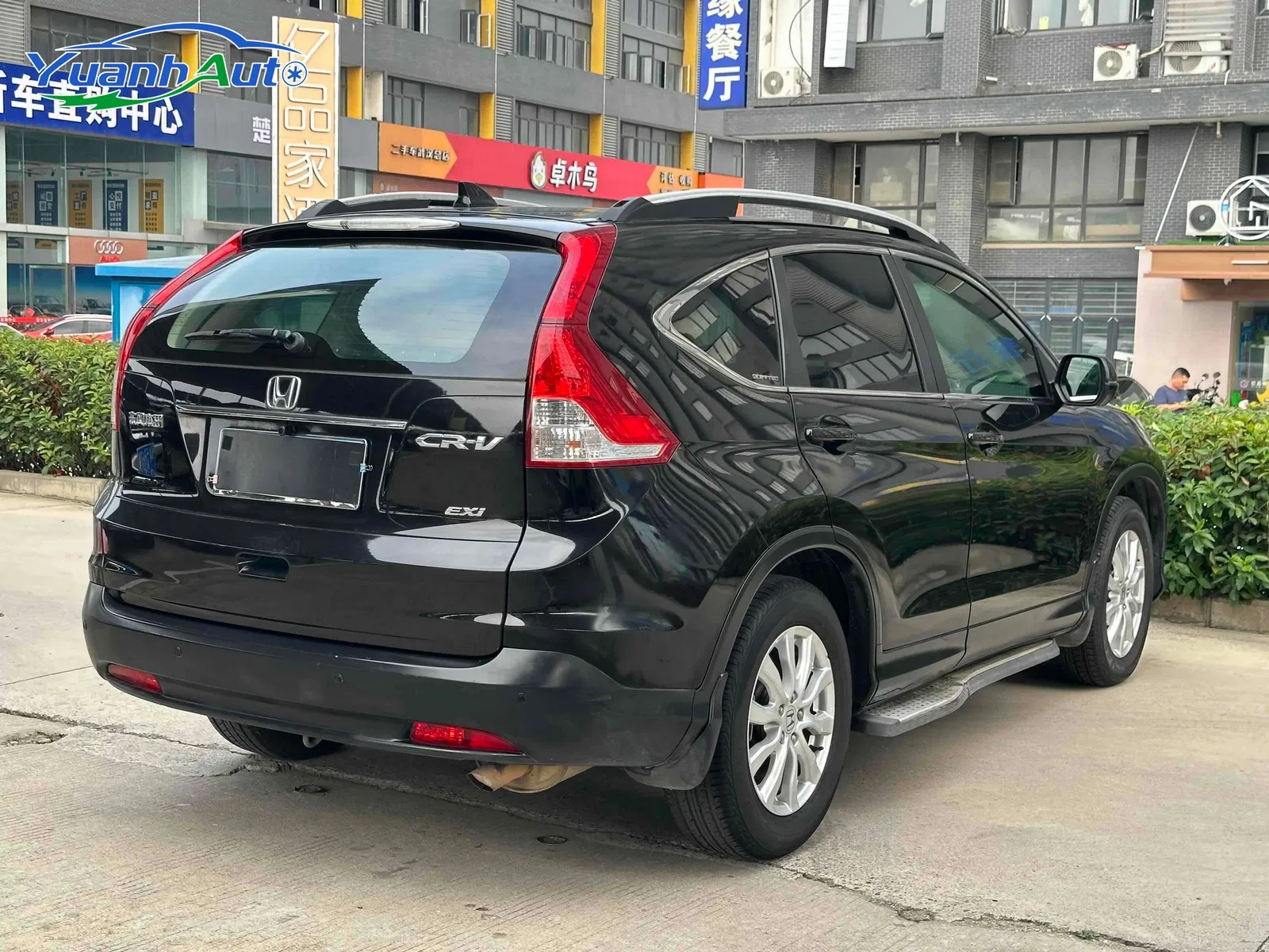 2013 Honda CR-V Petrol SUV — source image 13