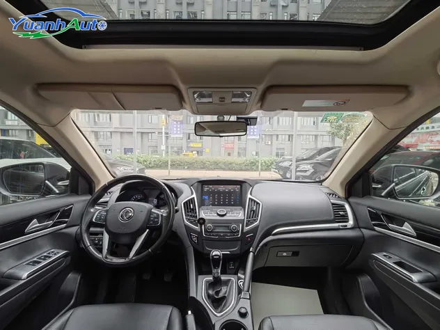 2015 Dongfeng Fengshen AX7 2.0L Petrol SUV — source image 15