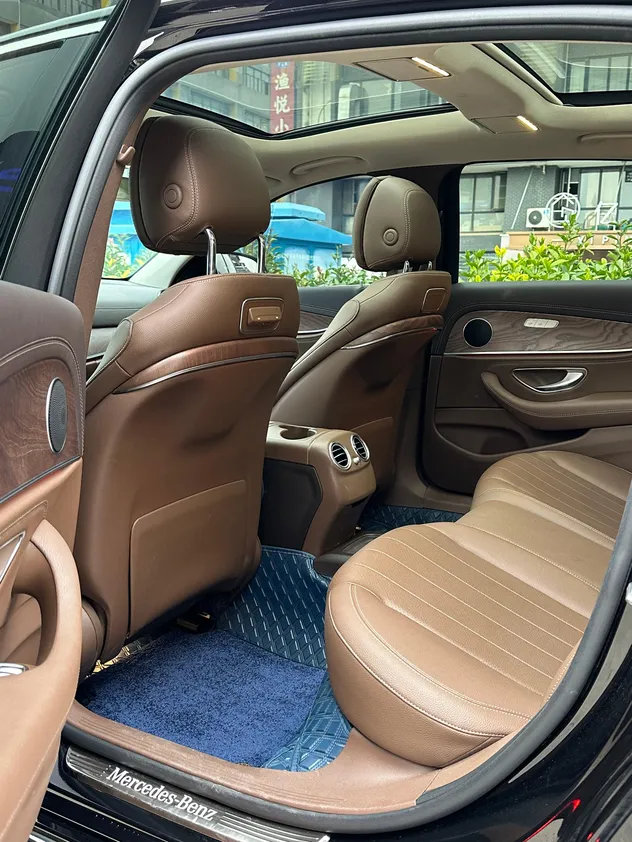 2019 Mercedes-Benz E 300 L Petrol Sedan — source image 12