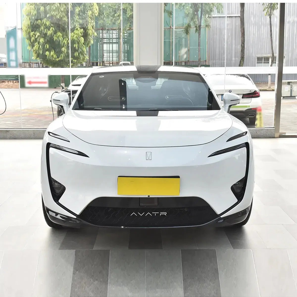 2025 AVATR Model Avatr 06 Electric — source image 8