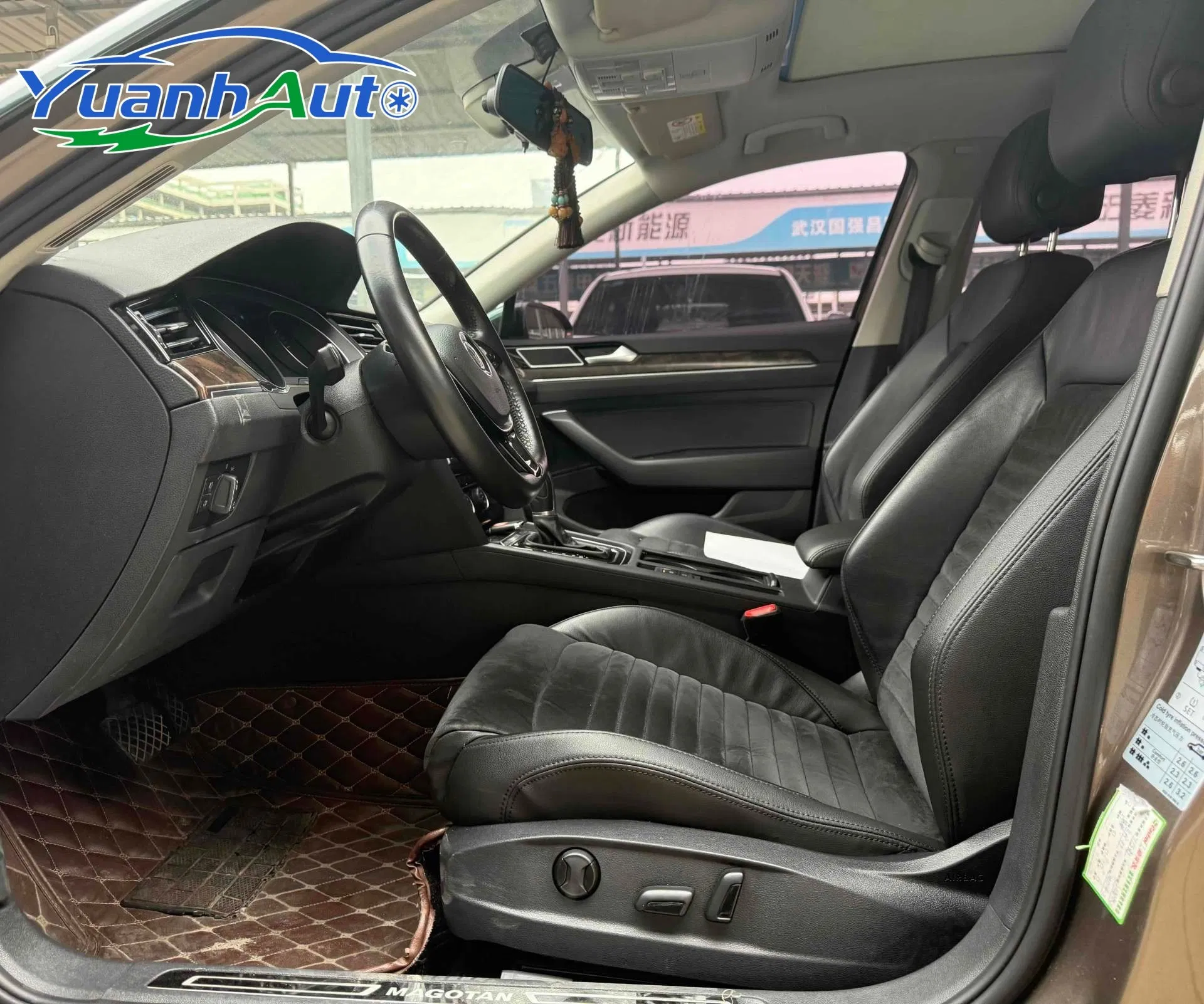 2017 Magotan vehicle photo 5