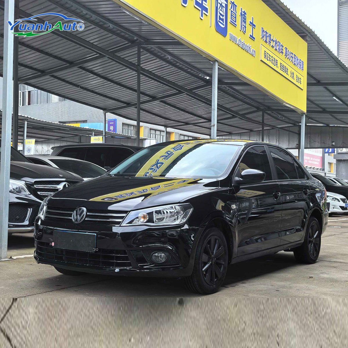 2015 Volkswagen Jetta Petrol Sedan — source image 1