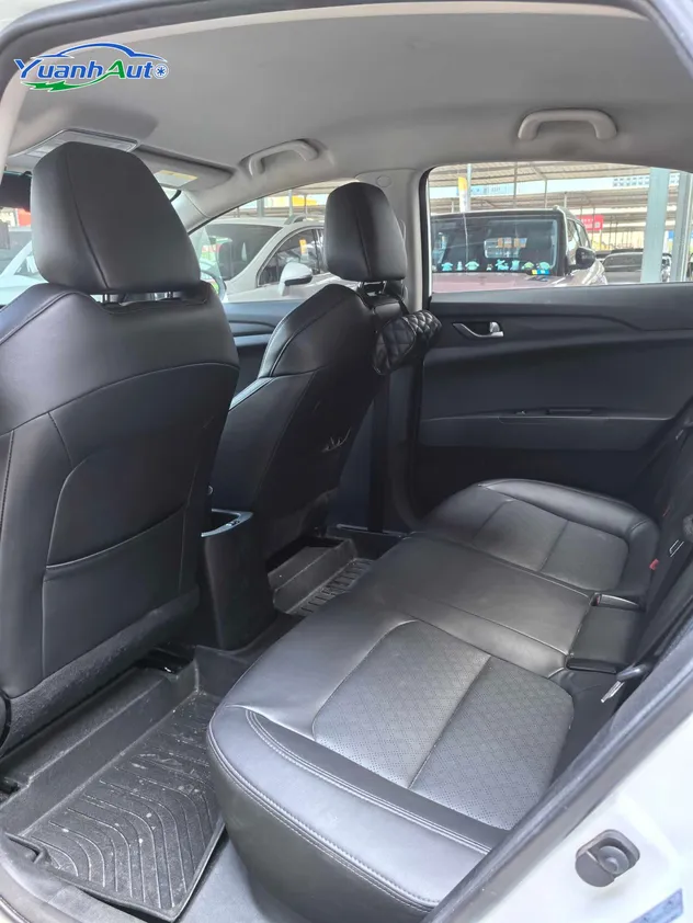 2022 Changan Eado EV460 Electric Sedan — source image 18