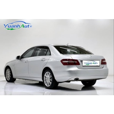 2011 E-Class vehicle photo 5