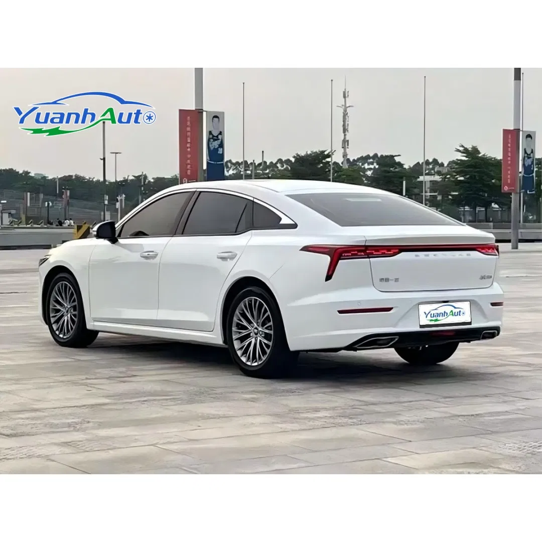 2022 Bestune B70 Classic 1.5T Petrol Sedan — source image 15