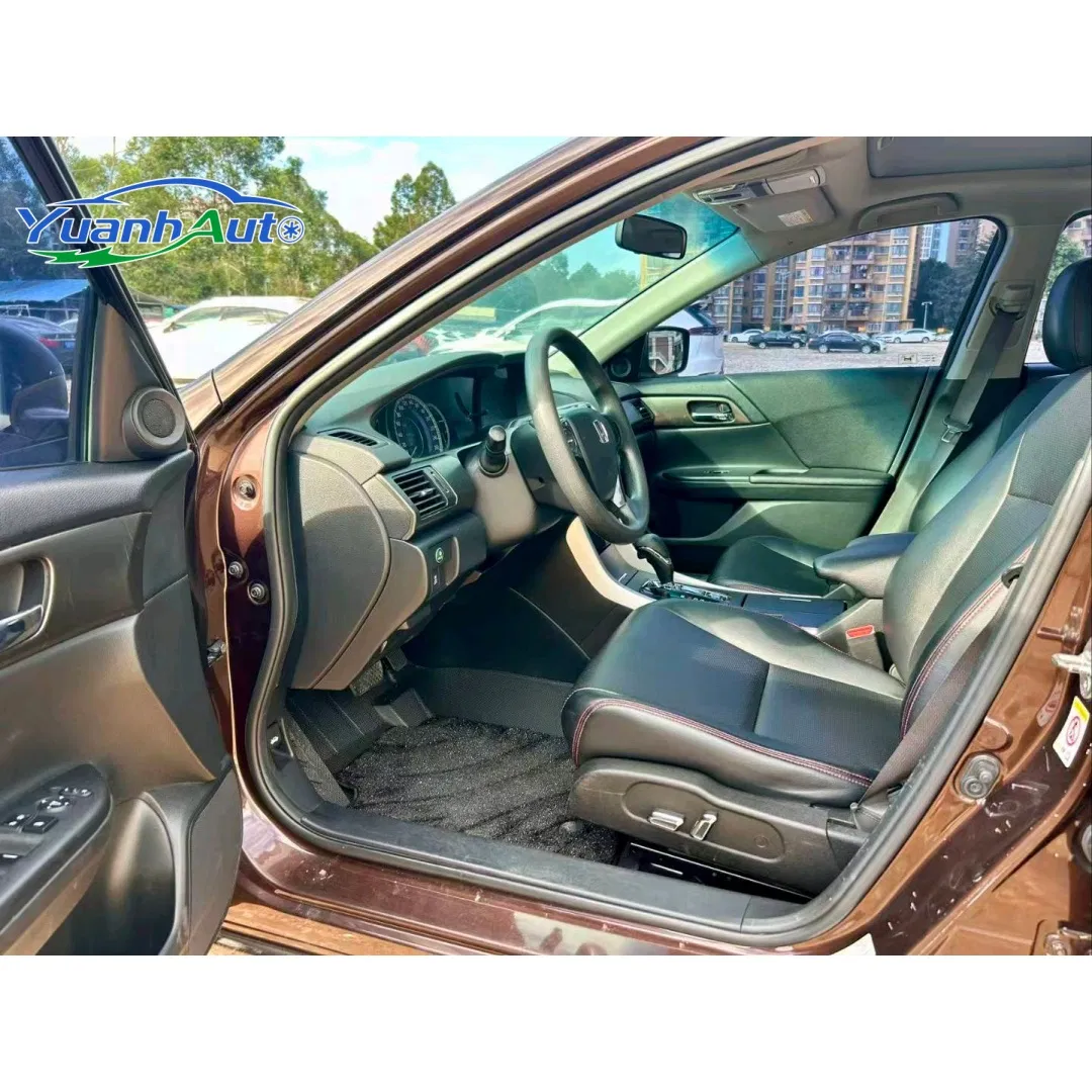 2015 Honda Accord Petrol Sedan — source image 15