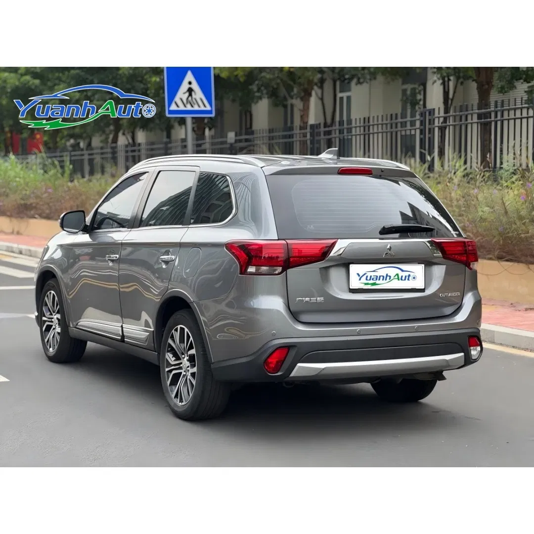 2019 Mitsubishi Outlander Elite 2.4L Petrol SUV — source image 16