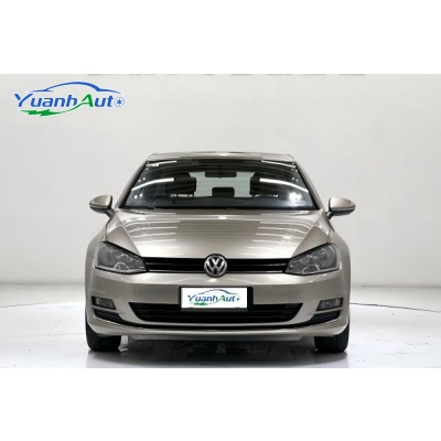 2016 Golf vehicle photo 3