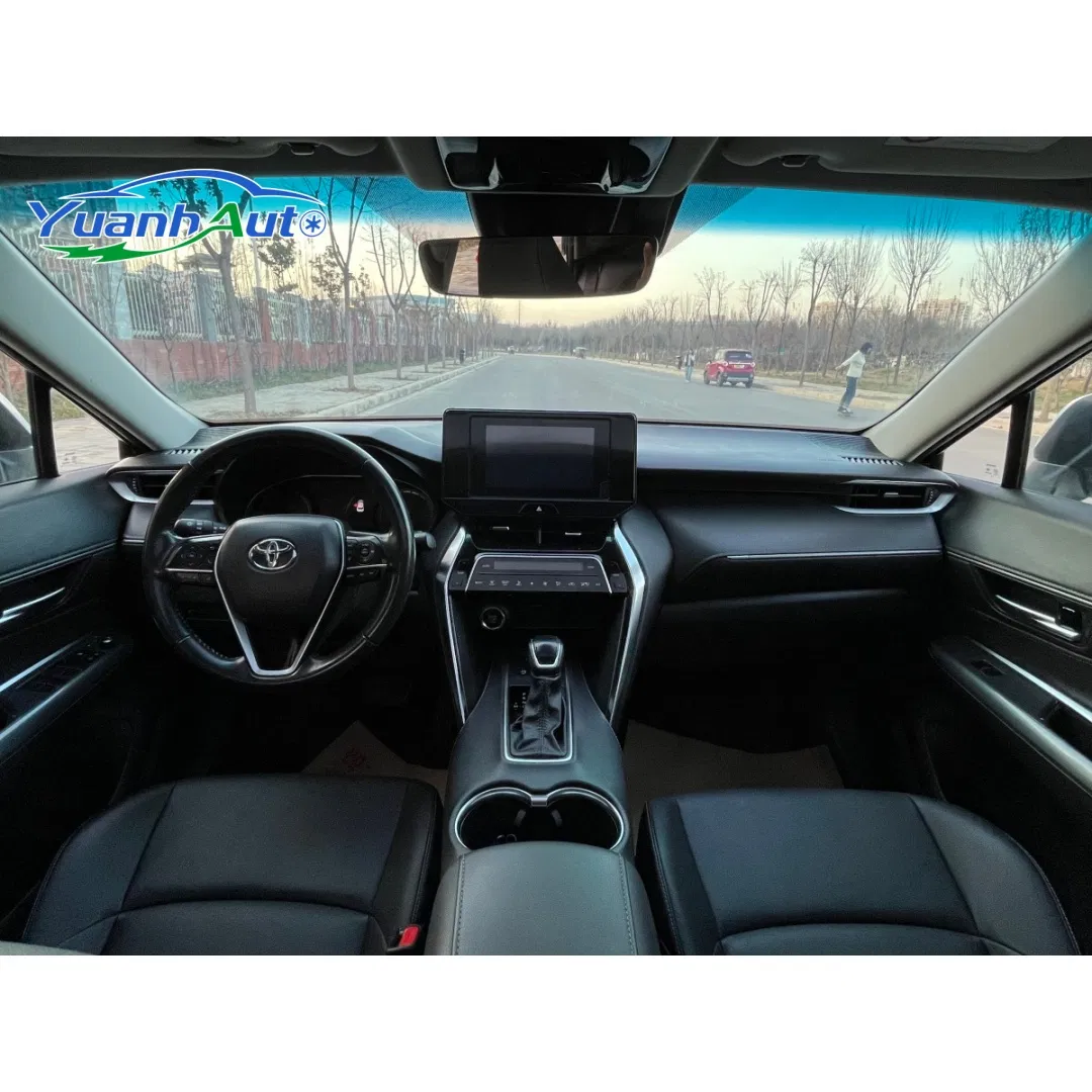 2022 Toyota Venza Luxury 2.0L Petrol SUV — source image 12
