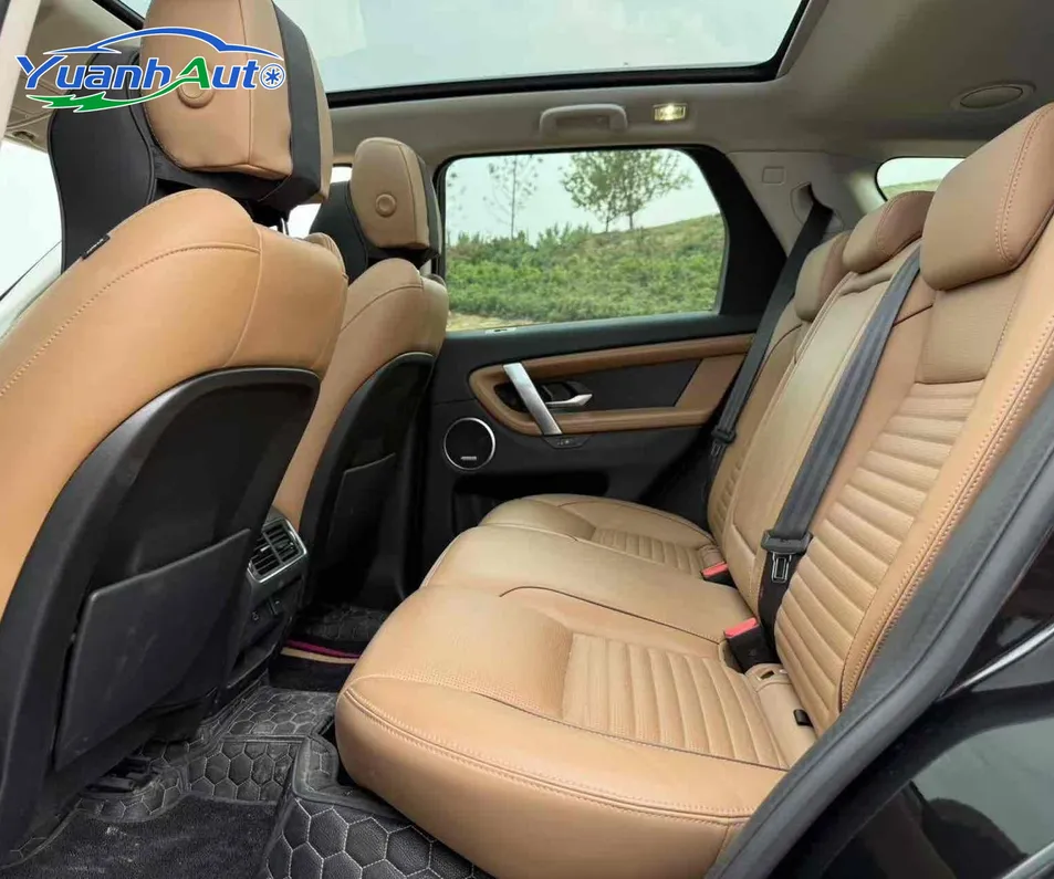 2024 Land Rover Discovery Sport SUV — source image 16